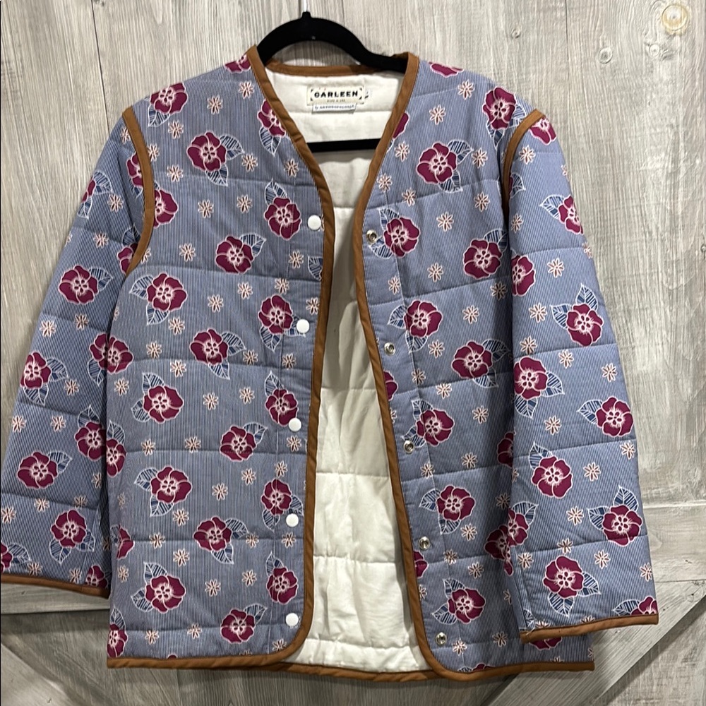 Oak & Fern Quilted Floral Jacket - Lavender with Burgundy Trim